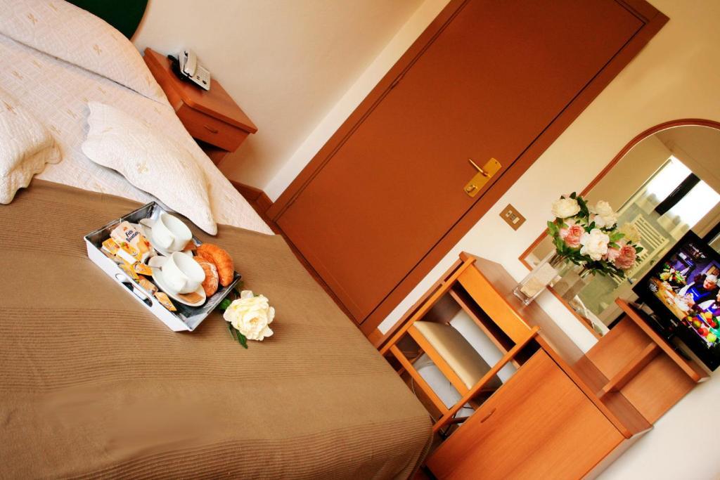 Hotel Aggravi Chianciano Terme Zimmer foto